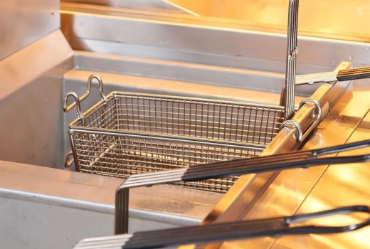 Pulizia e manutenzione degli elettrodomestici in cucina: guida strategica per prevenire i guasti e prolungarne la vita utile